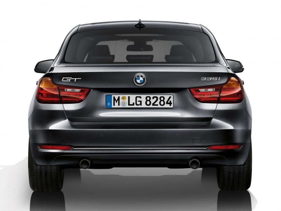  BMW 335i Gran Turismo Sport Line 2013 года  (фото 7 из 16)